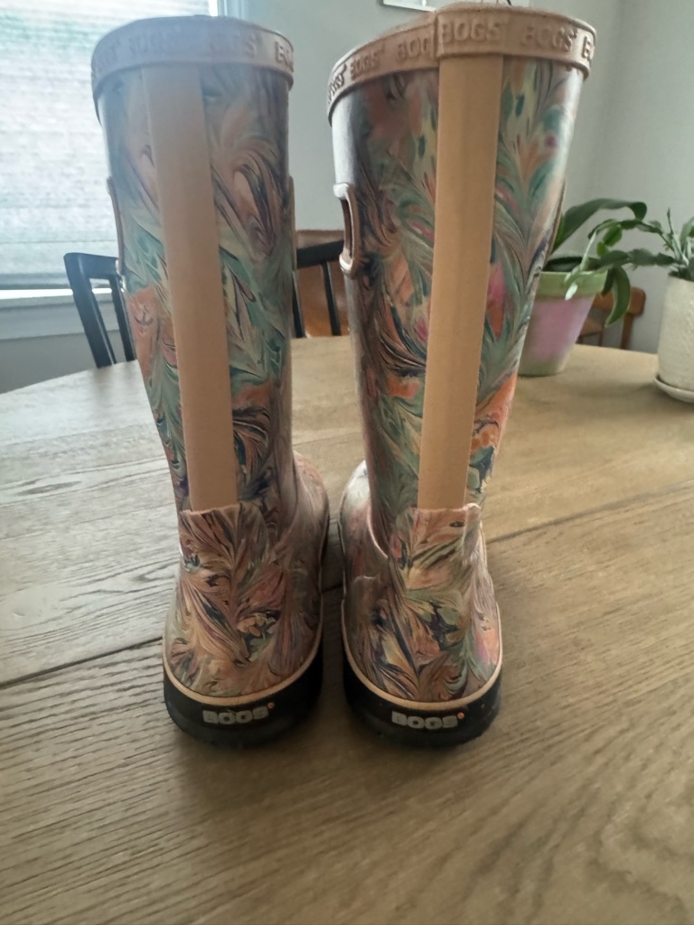 Kids Multi-Color Patterned Rain Boots - Picture 7 of 10